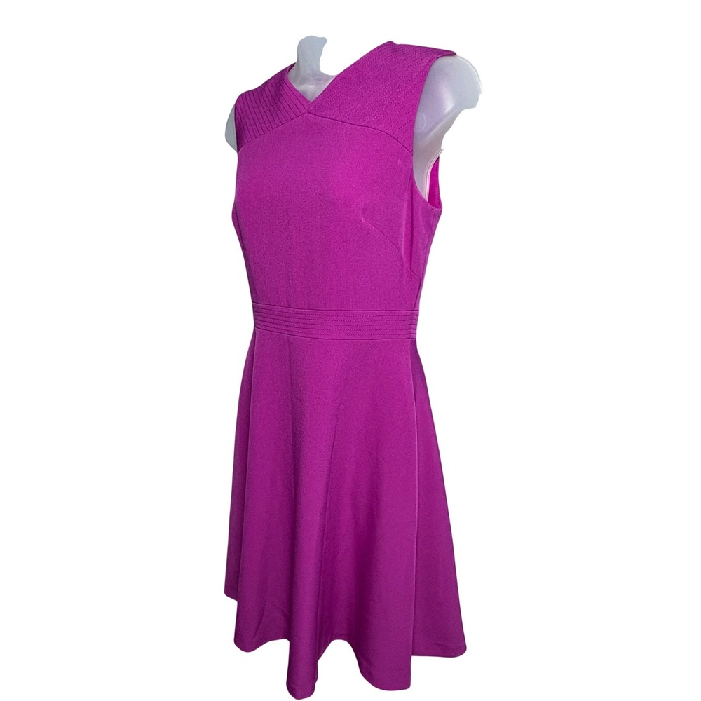 Tahari S/4 Levine Arthur Dress Magenta Pink Fit Flare Sleeveless V-Neck Textured